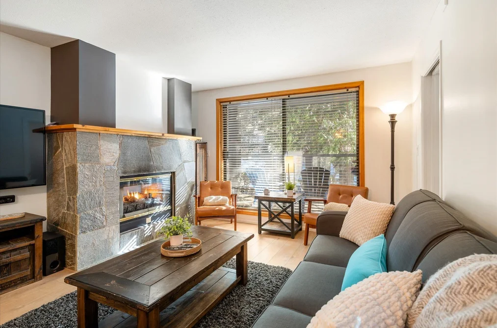 204 4821 SPEARHEAD DRIVE, Whistler BC V8E 1E8, Whistler BC — Residential for Sale - Photo 4