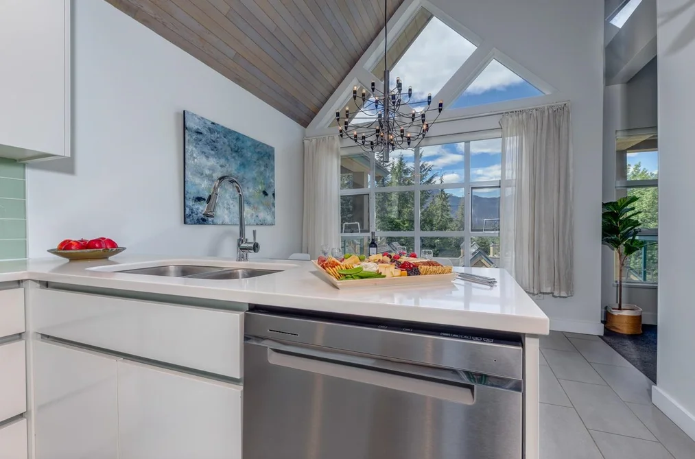 204 4865 PAINTED CLIFF ROAD, Whistler BC V0N 1B4, Whistler BC — Residential for Sale — Photo 7 of 26