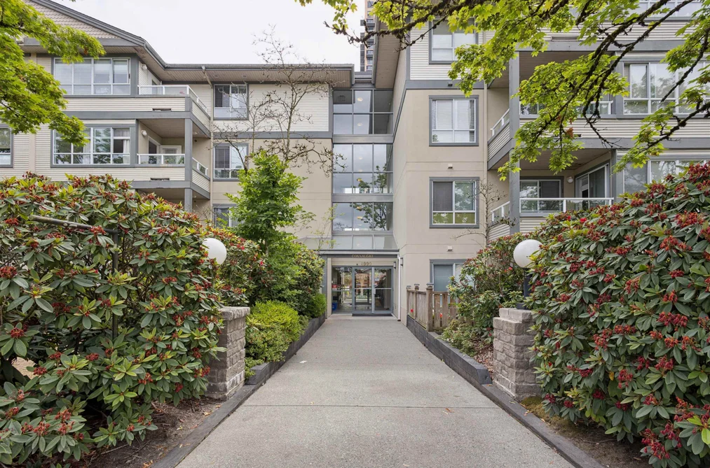Condo for sale at 204 4990 Mcgeer Street Vancouver British Columbia - MLS: R3146743