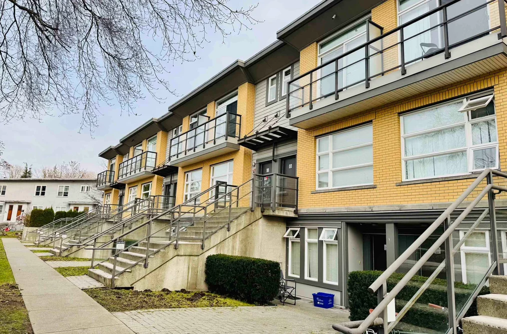204 5568 KINGS ROAD, Vancouver BC V6T 1K8, Vancouver BC — Residential for Sale - Photo 2