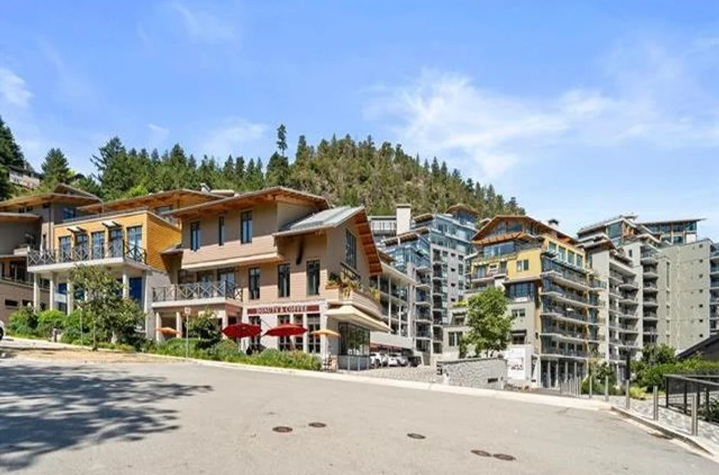 204 6699 NELSON AVENUE, West Vancouver BC V7W 2B2, West Vancouver BC — Residential for Sale - Main Photo