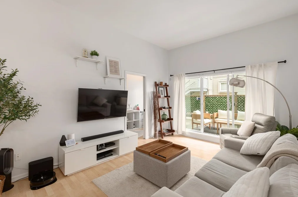 204 7031 BLUNDELL ROAD, Richmond BC V6Y 1J5, Richmond BC — Residential for Sale - Photo 2
