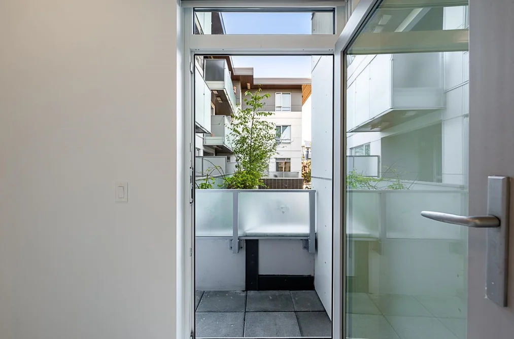 204 711 W 14TH STREET, North Vancouver BC V7M 3E8, North Vancouver BC — Residential for Sale - Photo 6