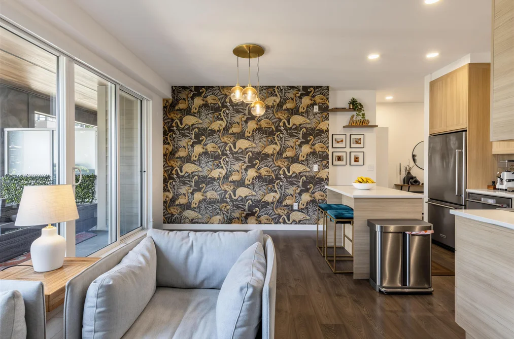 7133 14th Ave Unit 204, Burnaby, BC - MLS: R3173164