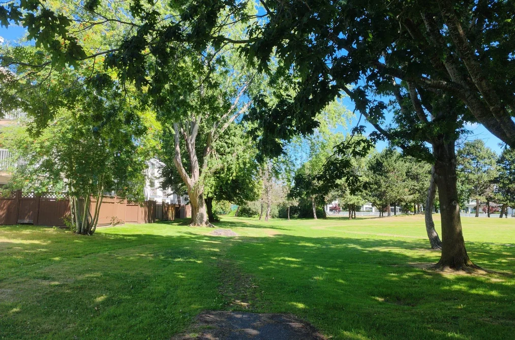 204 7240 LINDSAY ROAD, Richmond BC V7C 3M6, Richmond BC — Residential for Sale - Photo 4