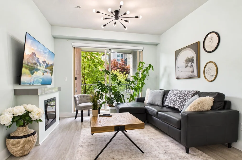 Condo for sale at 204 7428 Byrnepark Burnaby British Columbia - MLS: R3165456