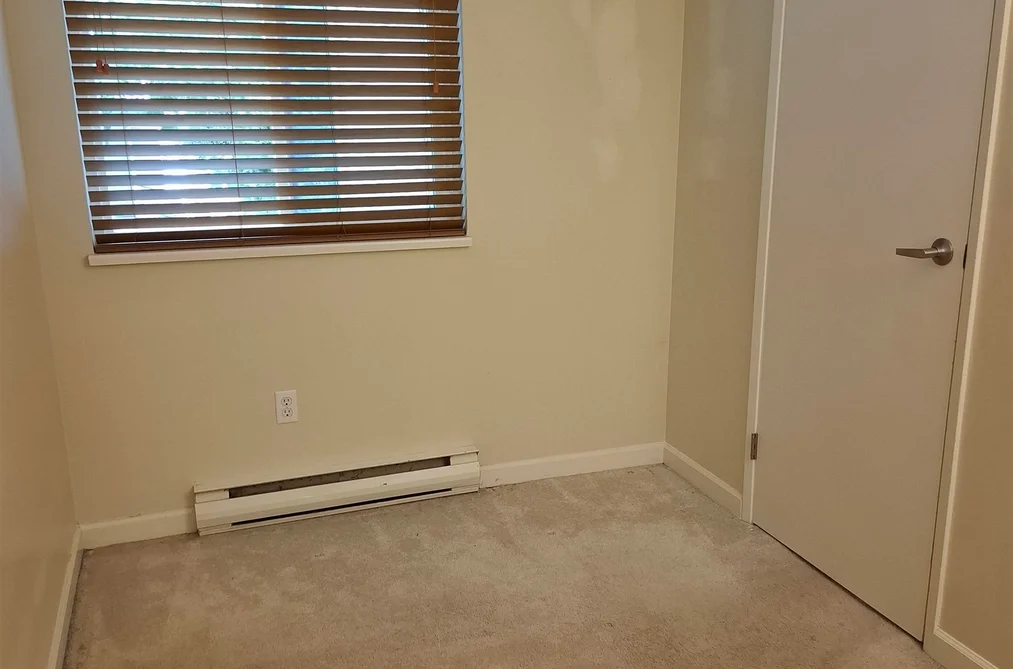 204-8020 Colonial Drive, Richmond, BC - Townhouse for Sale - Photo 15 of 19 204-8020 Colonial Drive, Richmond, BC - Townhouse for Sale - Photo 15 of 19