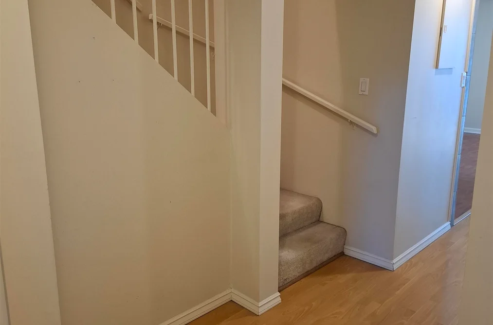 204-8020 Colonial Drive, Richmond, BC - Townhouse for Sale - Photo 4 of 19 204-8020 Colonial Drive, Richmond, BC - Townhouse for Sale - Photo 4 of 19