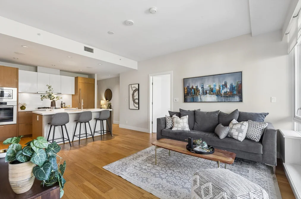 204 866 ARTHUR ERICKSON PLACE, West Vancouver BC V7T 0B2, West Vancouver BC — Residential for Sale - Photo 4