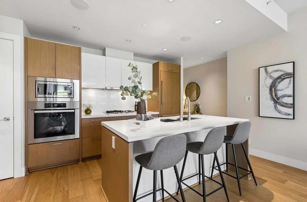 204 866 ARTHUR ERICKSON PLACE, West Vancouver BC V7T 0B2, West Vancouver BC — Residential for Sale - Photo 5