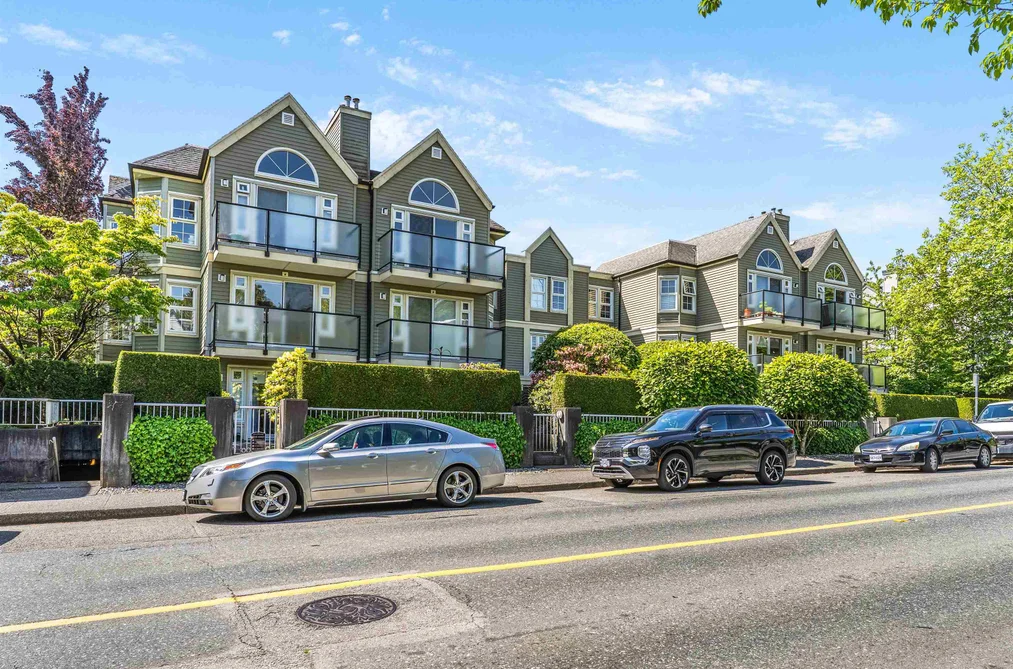 Condo for sale at 204 876 W 16th Avenue Vancouver British Columbia - MLS: R3128388