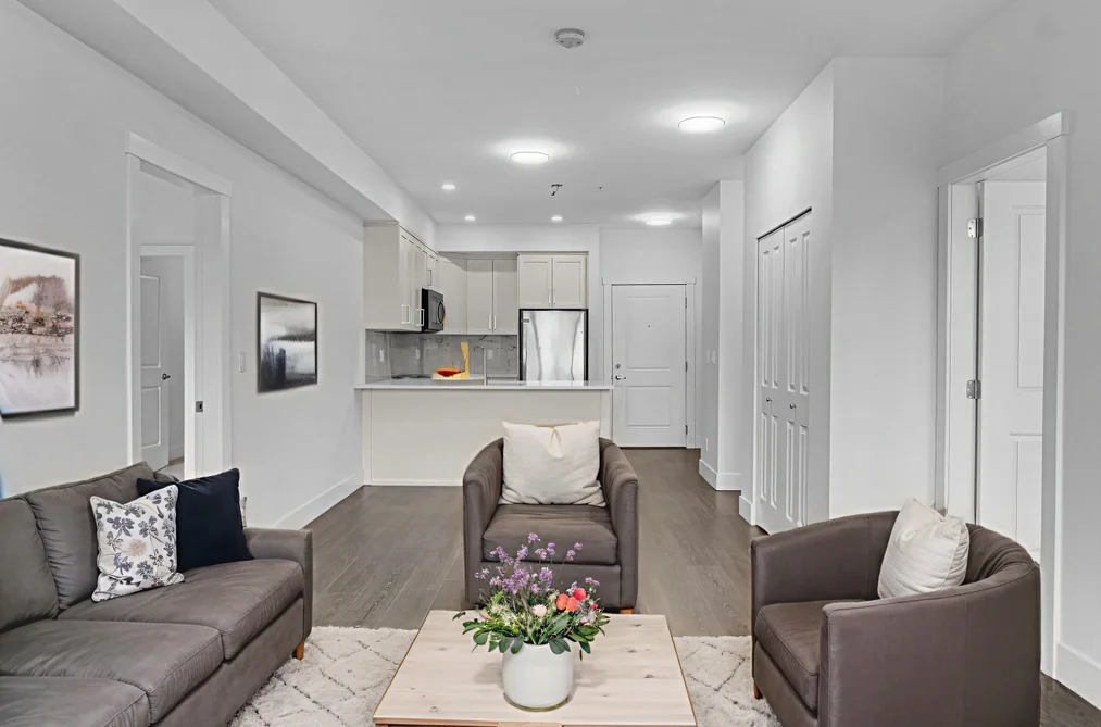 Condo for sale at 204 9983 E Barnston Drive Surrey British Columbia - MLS: R3101476