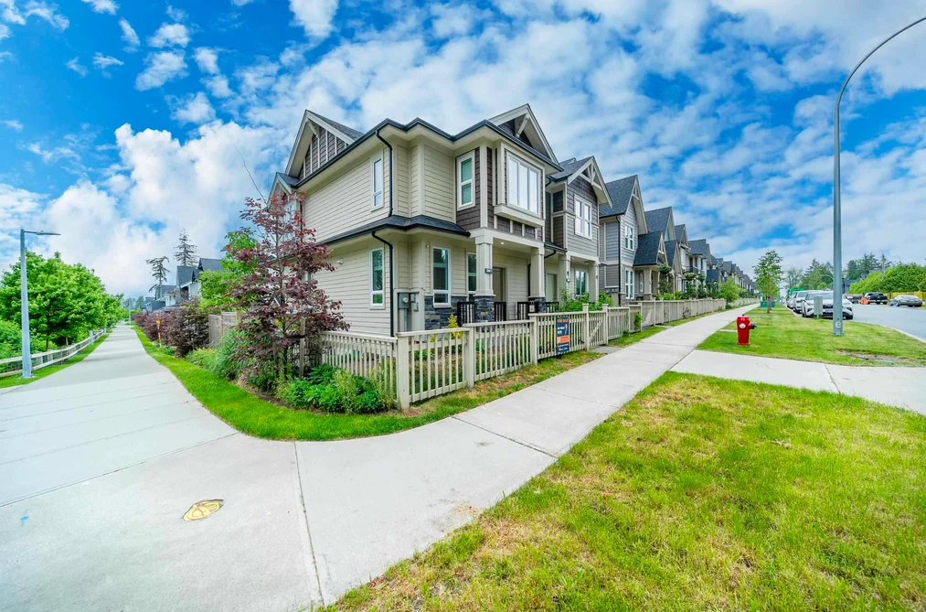 20411 76 AVENUE, Langley BC V2Y 3T1, Langley BC — Residential for Sale - Photo 3