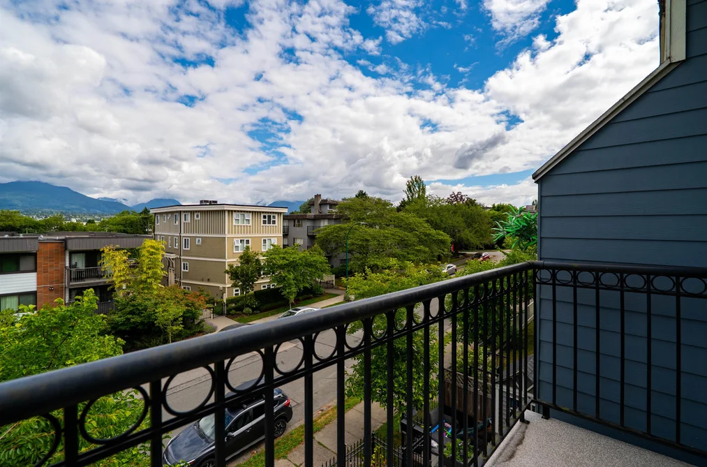 2042 TRIUMPH STREET, Vancouver BC V5L 1K8, Vancouver BC — Residential for Sale — Photo 39 of 40