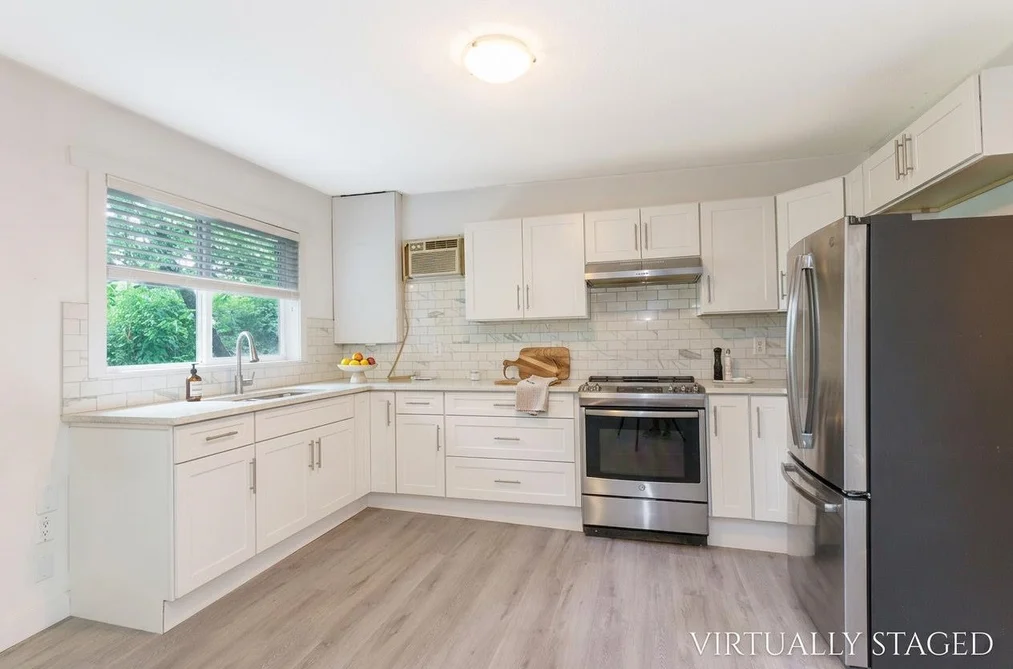 20420 LORNE AVENUE, Maple Ridge BC V2X 1G7, Maple Ridge BC — Residential for Sale - Photo 2