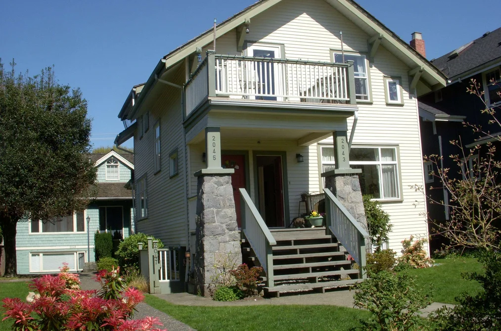 House for sale at 2043-2047 W 14th Avenue Vancouver British Columbia - MLS: R3112848