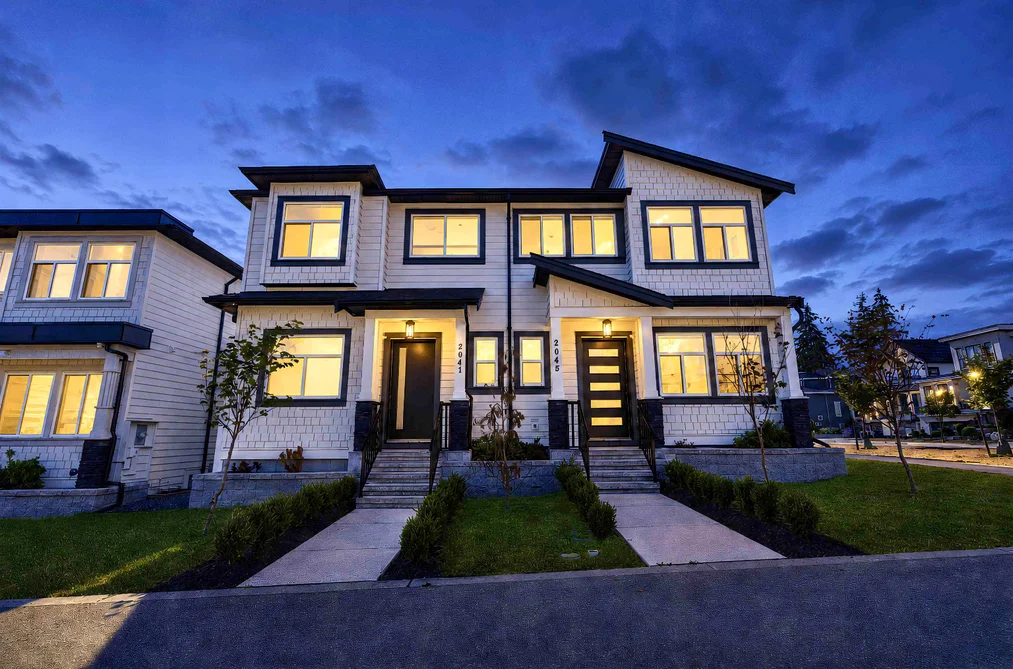 Half Duplex for sale at 2045 168 Street Surrey British Columbia - MLS: R3154873