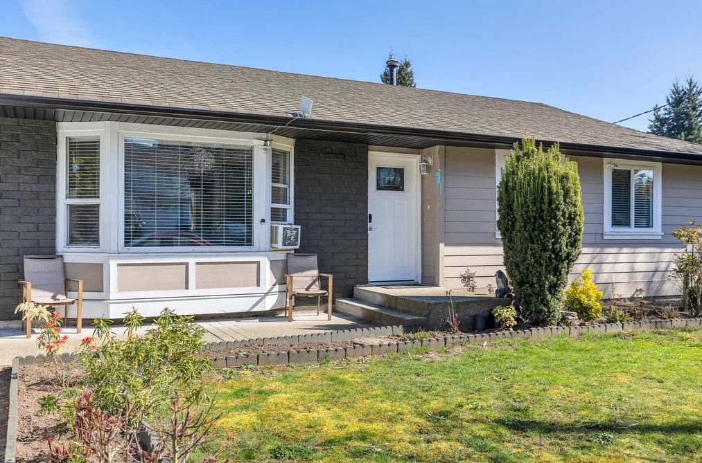 2046 MAJESTIC CRESCENT, Abbotsford BC V2T 3G1, Abbotsford BC — Residential for Sale - Photo 3