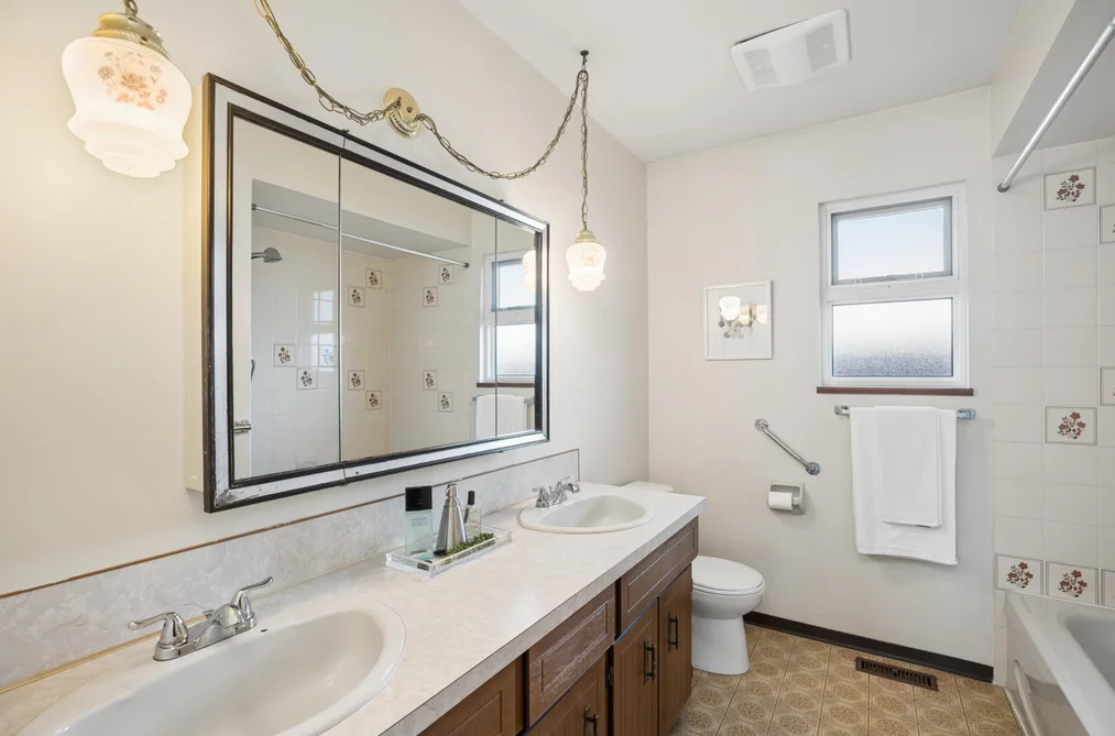 2047 E 52ND AVENUE, Vancouver BC V5P 1W8, Vancouver BC — Residential for Sale — Photo 20 of 38