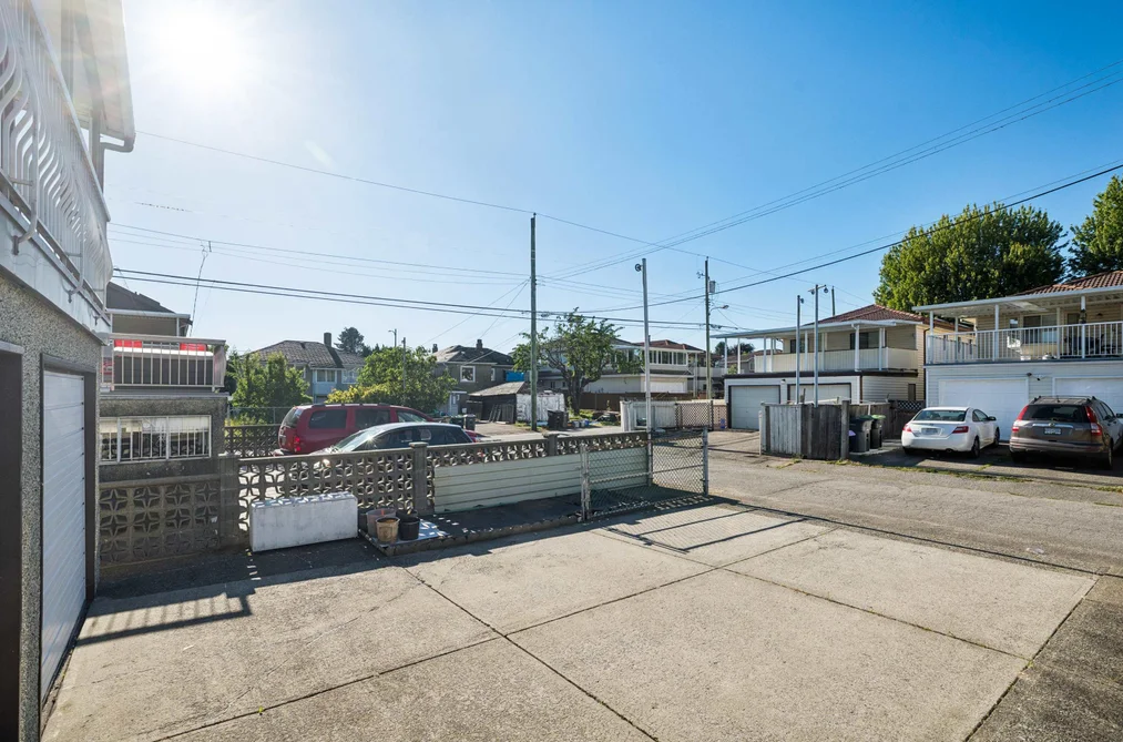 2047 E 52ND AVENUE, Vancouver BC V5P 1W8, Vancouver BC — Residential for Sale — Photo 34 of 38