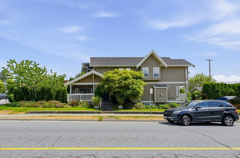 House for sale at 2048 St. Georges Avenue North Vancouver British Columbia - MLS: R3158670