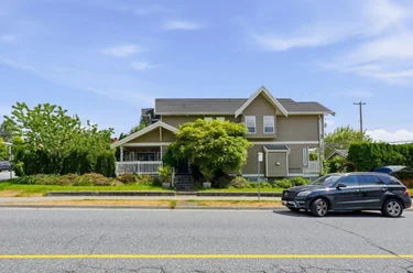 2048 St. Georges Ave, North Vancouver, BC - MLS: R3158670