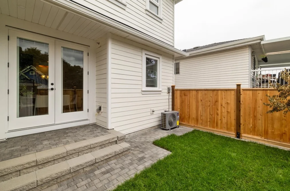 2049 E 4TH AVENUE, Vancouver BC V5N 1K5, Vancouver BC — Residential for Sale — Photo 33 of 36