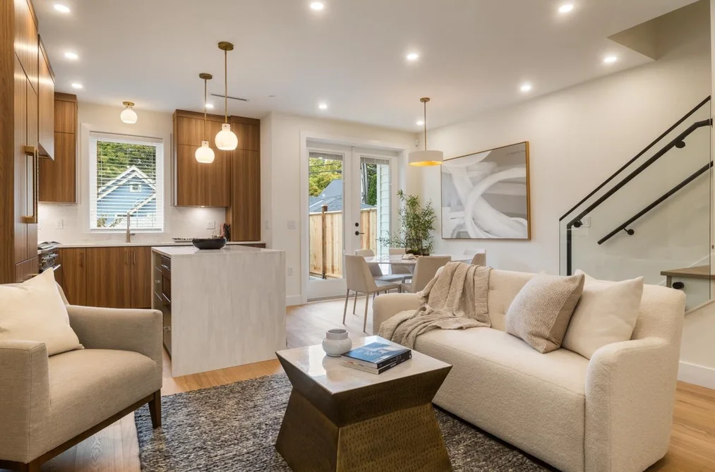 2049 E 4TH AVENUE, Vancouver BC V5N 1K5, Vancouver BC — Residential for Sale — Photo 8 of 36