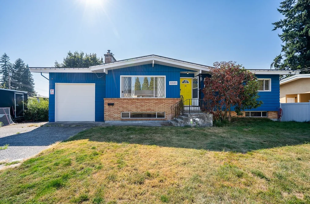 House for sale at 2049 Lynden Street Abbotsford British Columbia - MLS: R3155015
