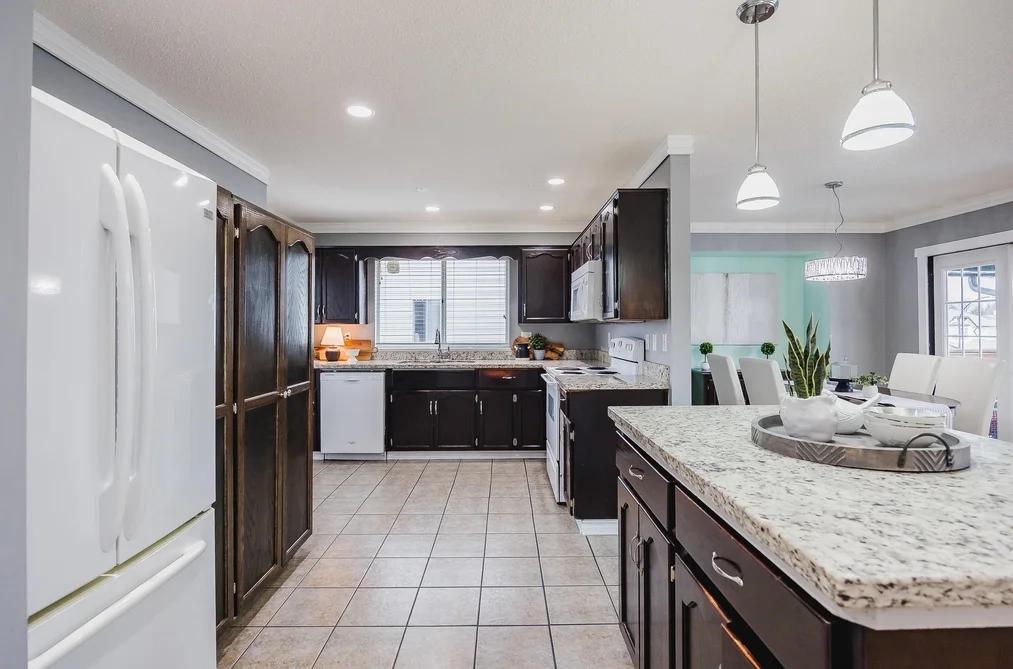 20492 THORNE AVENUE, Maple Ridge BC V2X 8T8, Maple Ridge BC — Residential for Sale - Photo 4