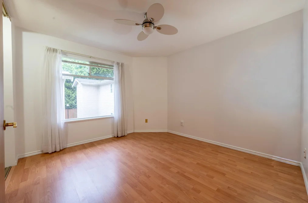 205 10584 153 STREET, Surrey BC V3R 9V1, Surrey BC — Residential for Sale — Photo 12 of 32