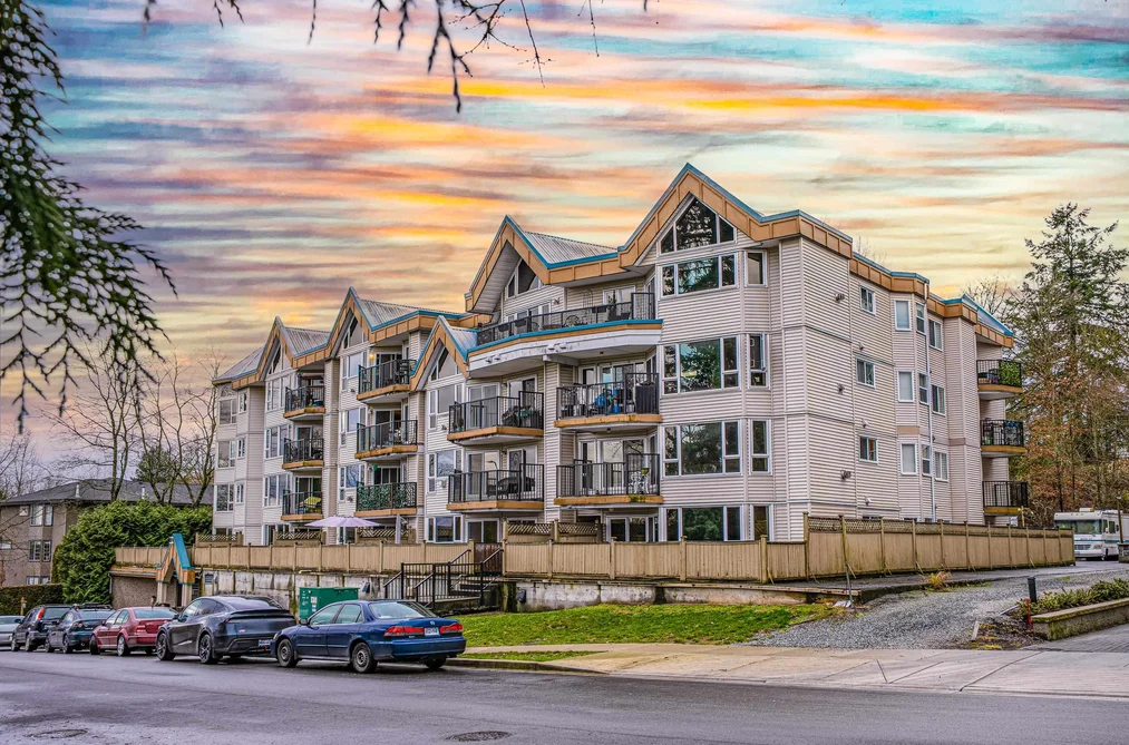 Condo for sale at 205 11595 Fraser Street Maple Ridge British Columbia - MLS: R3087125