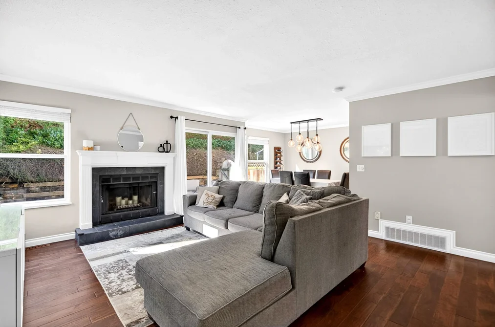205 1180 FALCON DRIVE, Coquitlam BC V3E 2K6, Coquitlam BC — Residential for Sale - Photo 4
