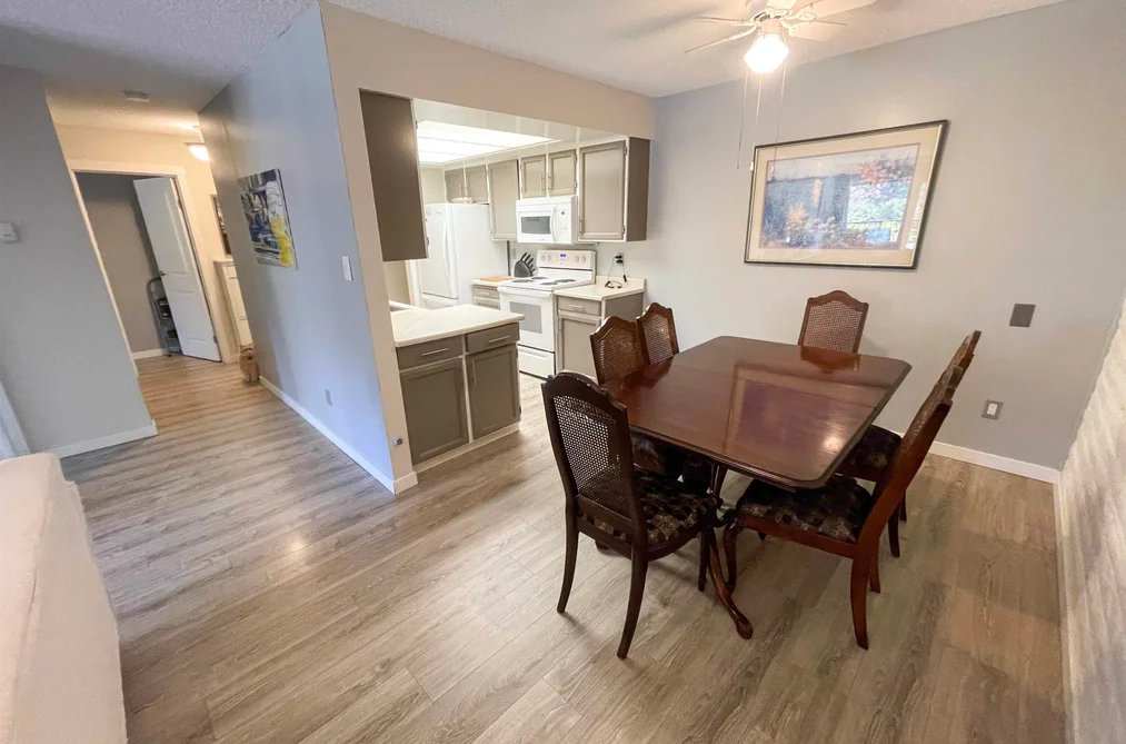 205 1351 MARTIN STREET, White Rock BC V4B 3W6, White Rock BC — Residential for Sale - Photo 7