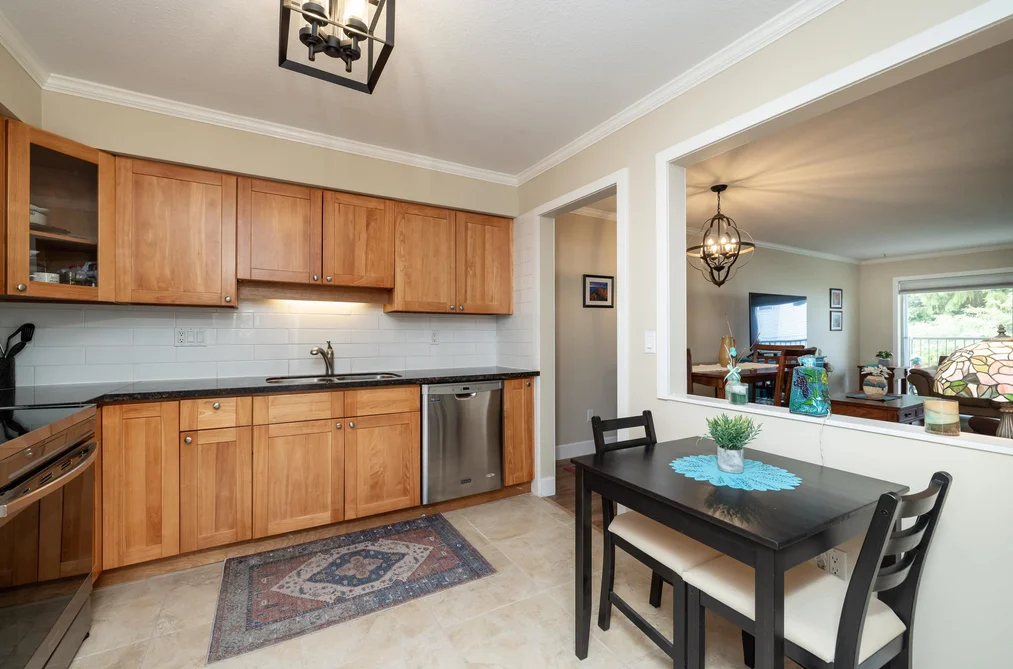 205 1459 BLACKWOOD STREET, White Rock BC V4B 3V6, White Rock BC — Residential for Sale - Photo 5