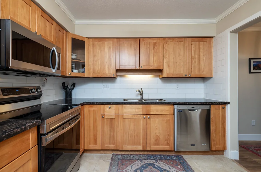 205 1459 BLACKWOOD STREET, White Rock BC V4B 3V6, White Rock BC — Residential for Sale - Photo 6