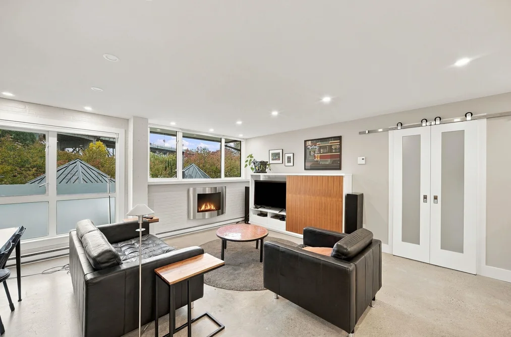 205 - 1477 Fountain Way, Vancouver, BC - MLS: R3179308 - Photo 4 205 - 1477 Fountain Way, Vancouver, BC - MLS: R3179308 - Photo 4