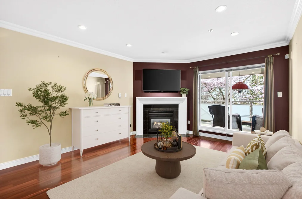 Condo for sale at 205 15140 29a Avenue Surrey British Columbia - MLS: R3161638