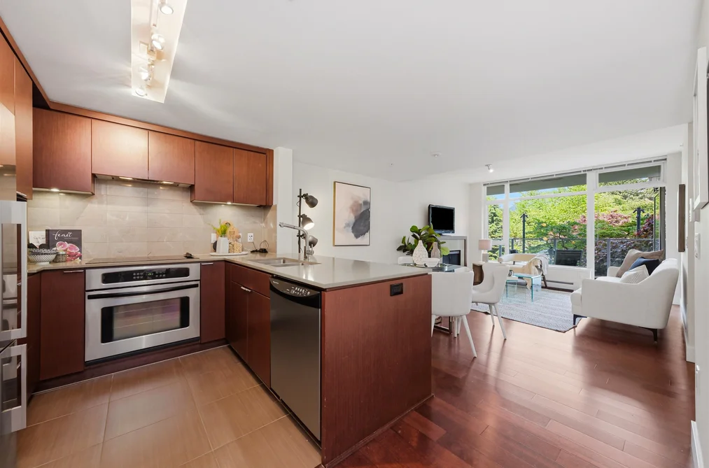 205 158 W 13TH STREET, North Vancouver BC V7M 0A7, North Vancouver BC — Residential for Sale - Main Photo