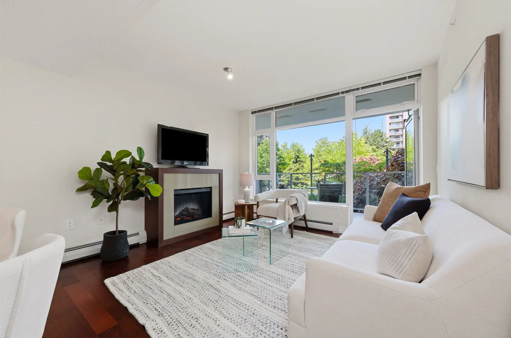 205 158 W 13TH STREET, North Vancouver BC V7M 0A7, North Vancouver BC — Residential for Sale — Photo 6 of 35