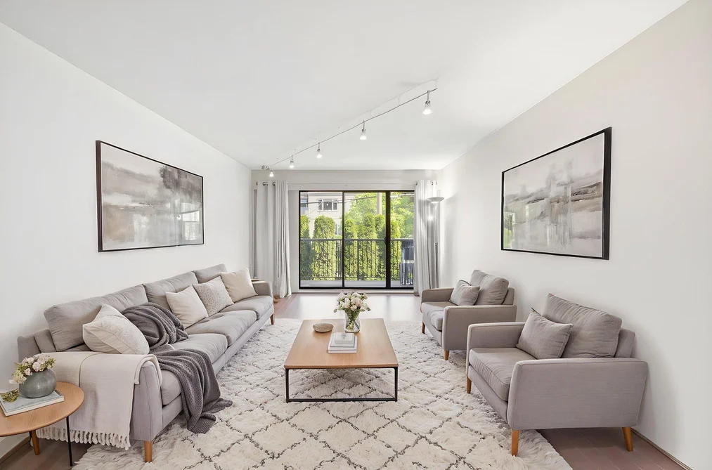 Condo for sale at 205 1585 E 4th Avenue Vancouver British Columbia - MLS: R3123622