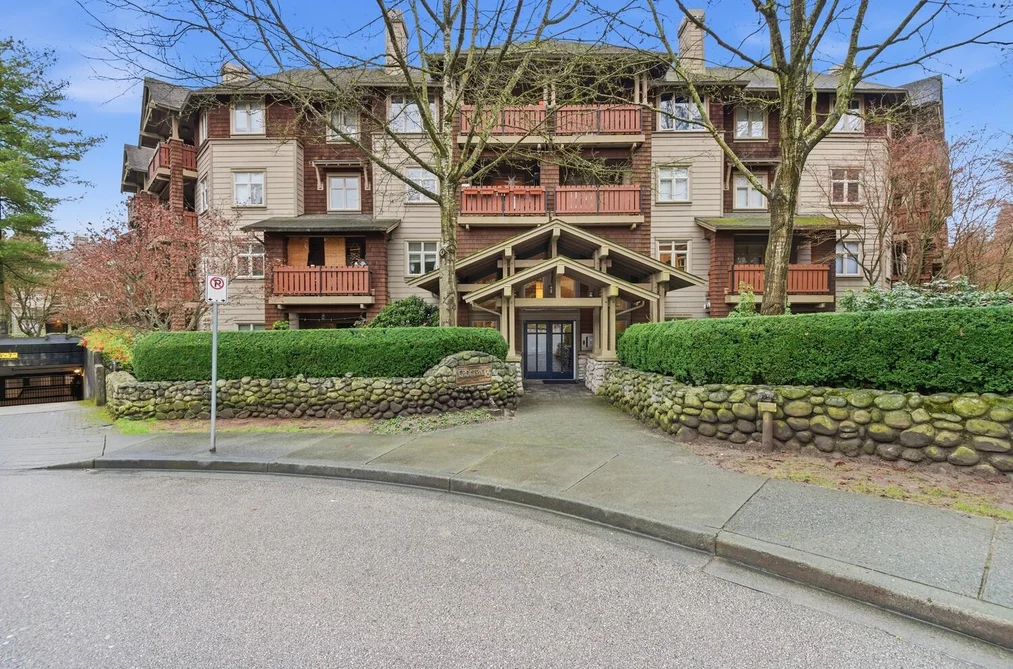 Condo for sale at 205 18 Smokey Smith Place New Westminster British Columbia - MLS: R3080090