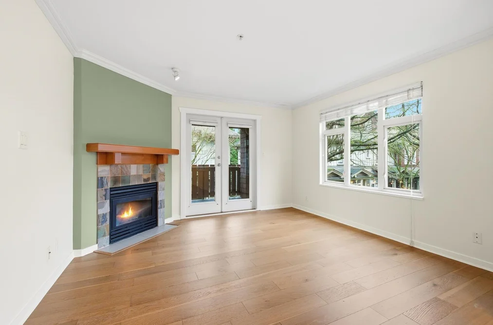 205 18 SMOKEY SMITH PLACE, New Westminster BC V3L 5V3, New Westminster BC — Residential for Sale - Photo 3
