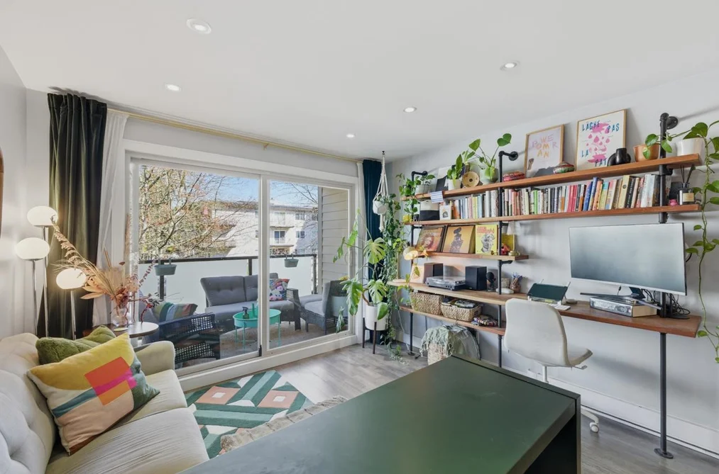 205 1864 FRANCES STREET, Vancouver BC V5L 1Z7, Vancouver BC — Residential for Sale - Photo 2