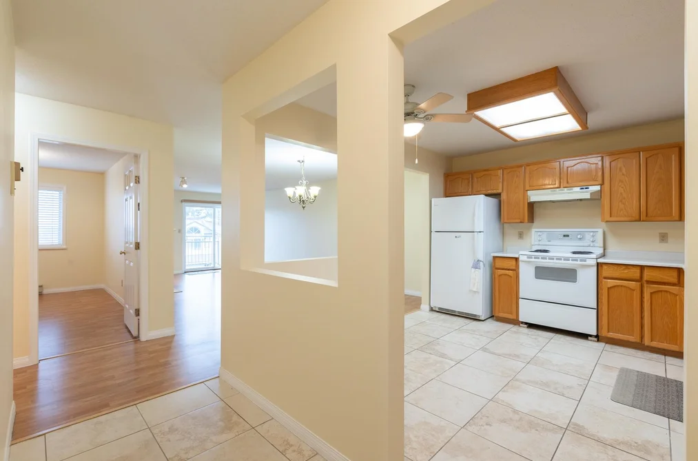 205 19645 64 AVENUE, Langley BC V2Y 1L2, Langley BC — Residential for Sale - Photo 6