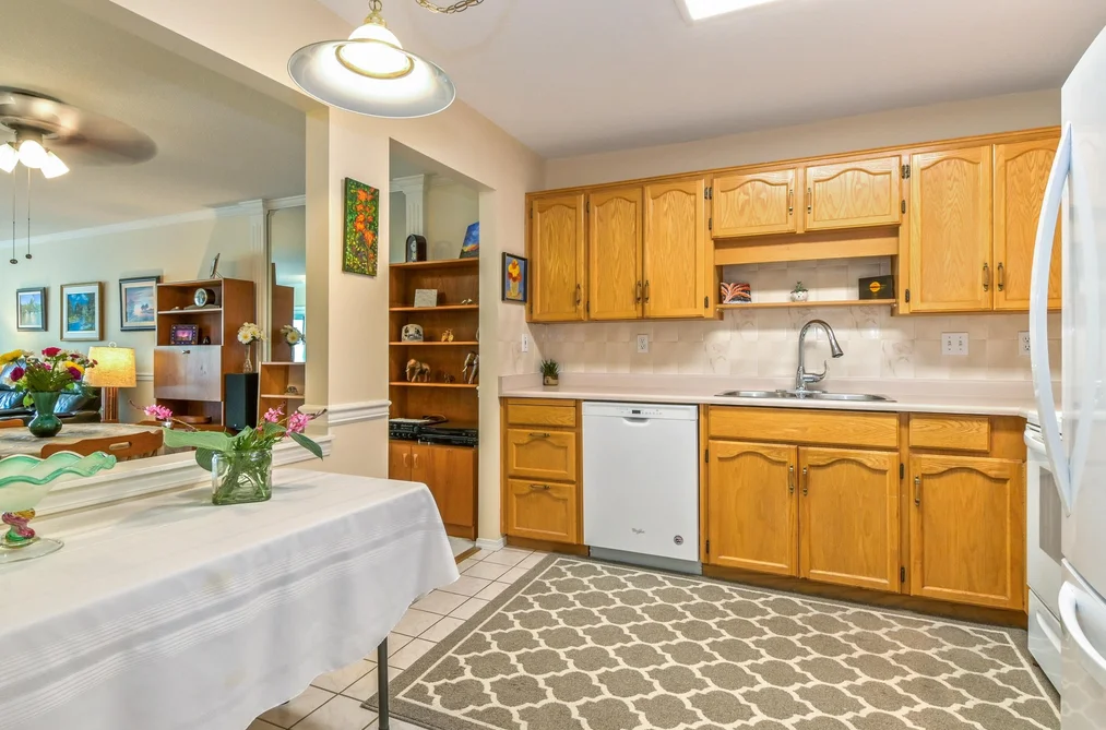 205 20600 53A AVENUE, Langley BC V3A 8C2, Langley BC — Residential for Sale — Photo 11 of 37