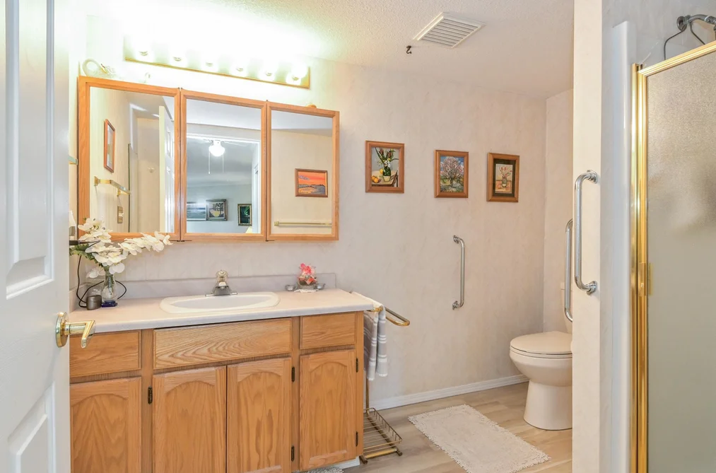 205 20600 53A AVENUE, Langley BC V3A 8C2, Langley BC — Residential for Sale — Photo 17 of 37