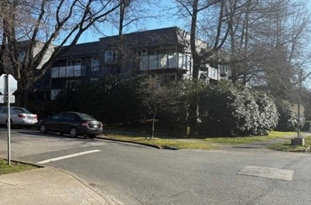 Condo for sale at 205 2328 Oxford Street Vancouver British Columbia - MLS: R3094226