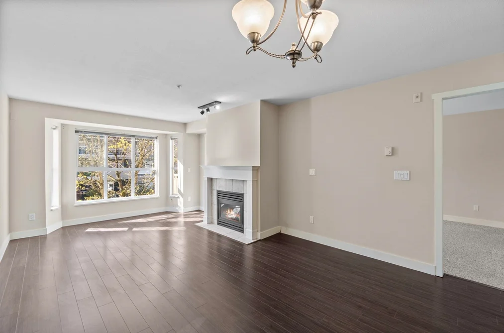205 2393 WELCHER AVENUE, Port Coquitlam BC V3C 1X6, Port Coquitlam BC — Residential for Sale - Photo 3