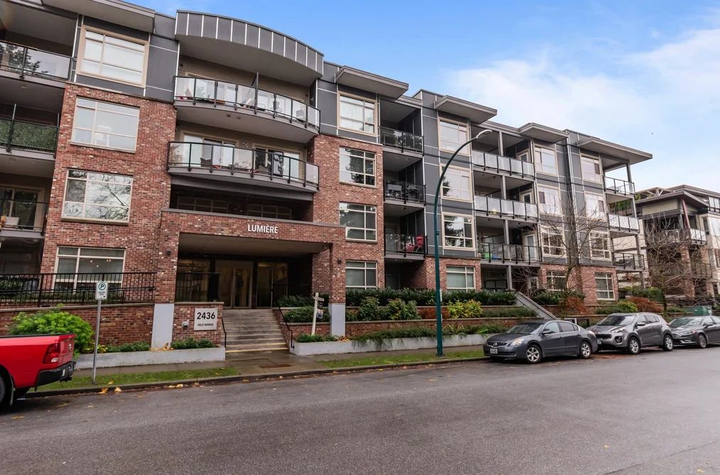 Condo for sale at 205 2436 Kelly Avenue Port Coquitlam British Columbia - MLS: R3072029